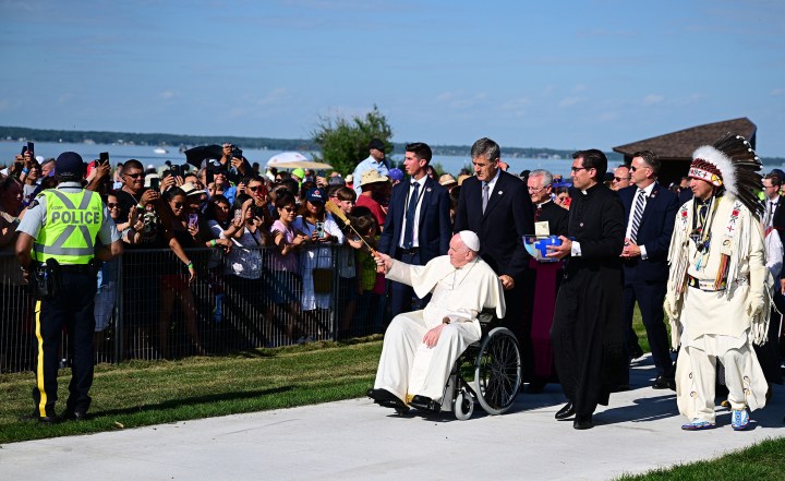 Pope-Francis-a-Lac-Ste.-Anne-Pilgrimage-Alberta-Canada-AFP