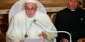 Need to forgive or heal? Take these 4 reflections from the pope to prayer