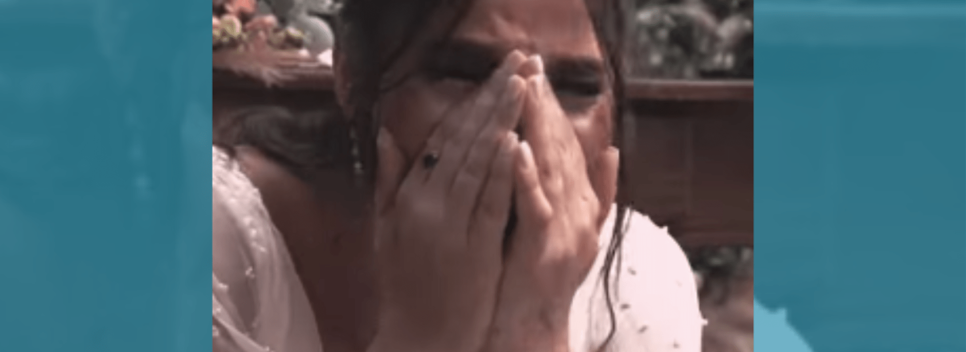 Noiva chora com surpresa da avó