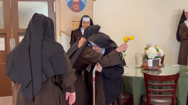 Carmelite sisters