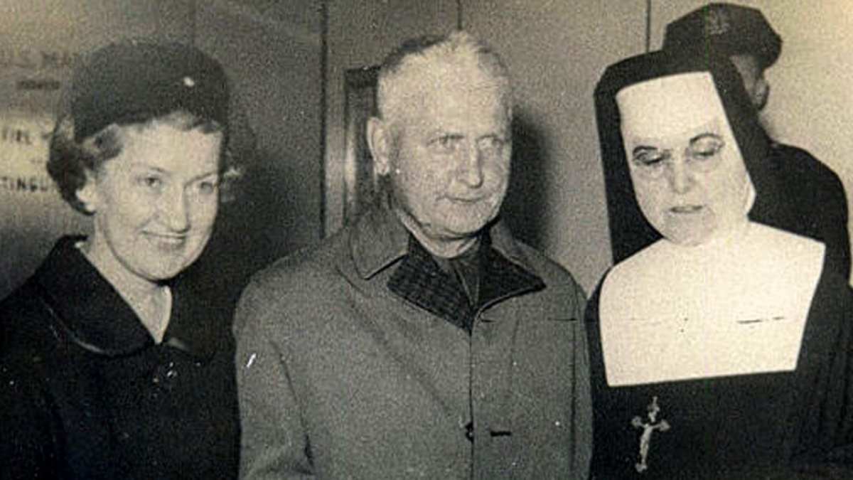 WALTER CISZEK