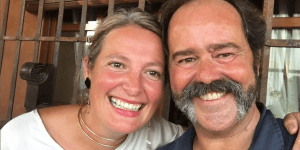 This organ transplant and amputee shares with the world his will to live