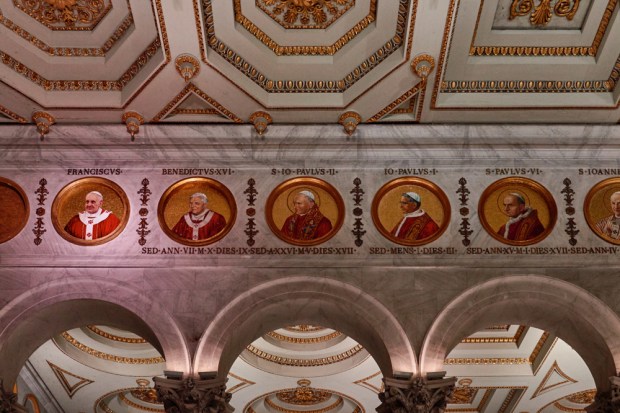 Poczet papieży w Bazylice św. Pawła za Murami w Rzymie
