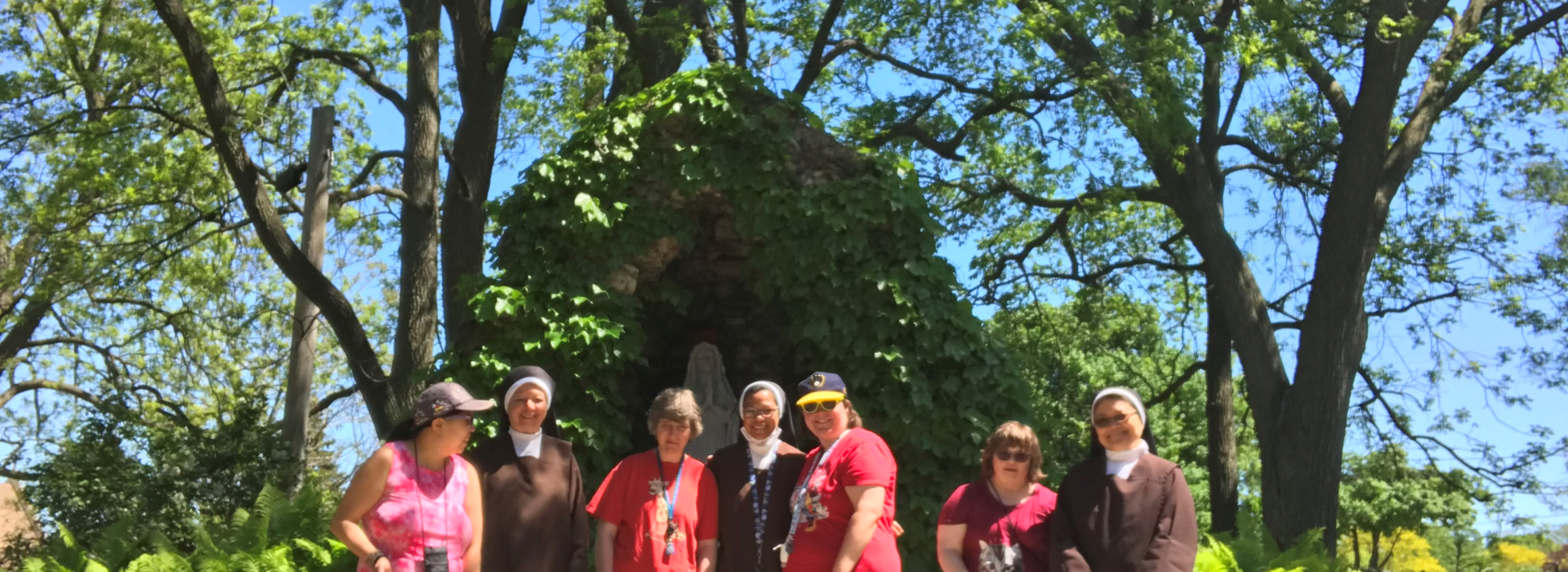 CARMELITE SISTERS WITH DISABLED WOMEN