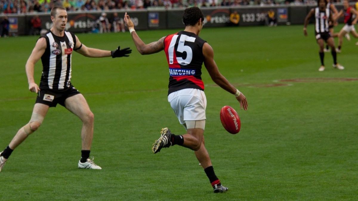 WEB3-ESSENDON-AUSTRALIAN-RULES-FOOTBALL-BOMBERS-SHUTTERSTOCK-NEALE-COUSLAND.jpg