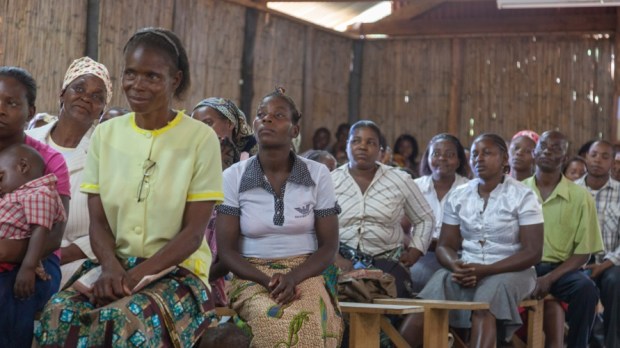 WEB3-MOZAMBIQUE-CONGREGATION-PEWS-SITTING-SHUTTERSTOCK-EDWARDSMEDIAONLINE.jpg