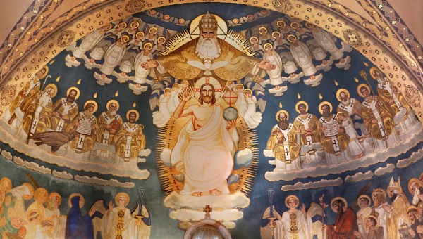 obraz nieba ze świętymi zgromadzonymi wokół Trójcy Świętej