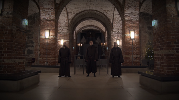Munx Gregoriana sings &#8220;Halo&#8221; theme from the Crypt Church of Helsinki Cathedral