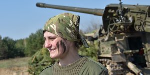 Meet the teacher and mom making history in the Ukrainian military