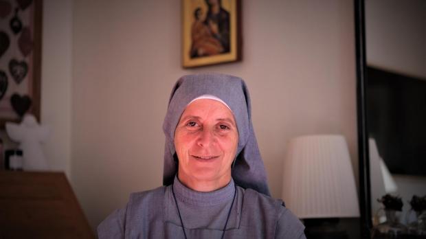 Soeur-Paesie-1.jpg