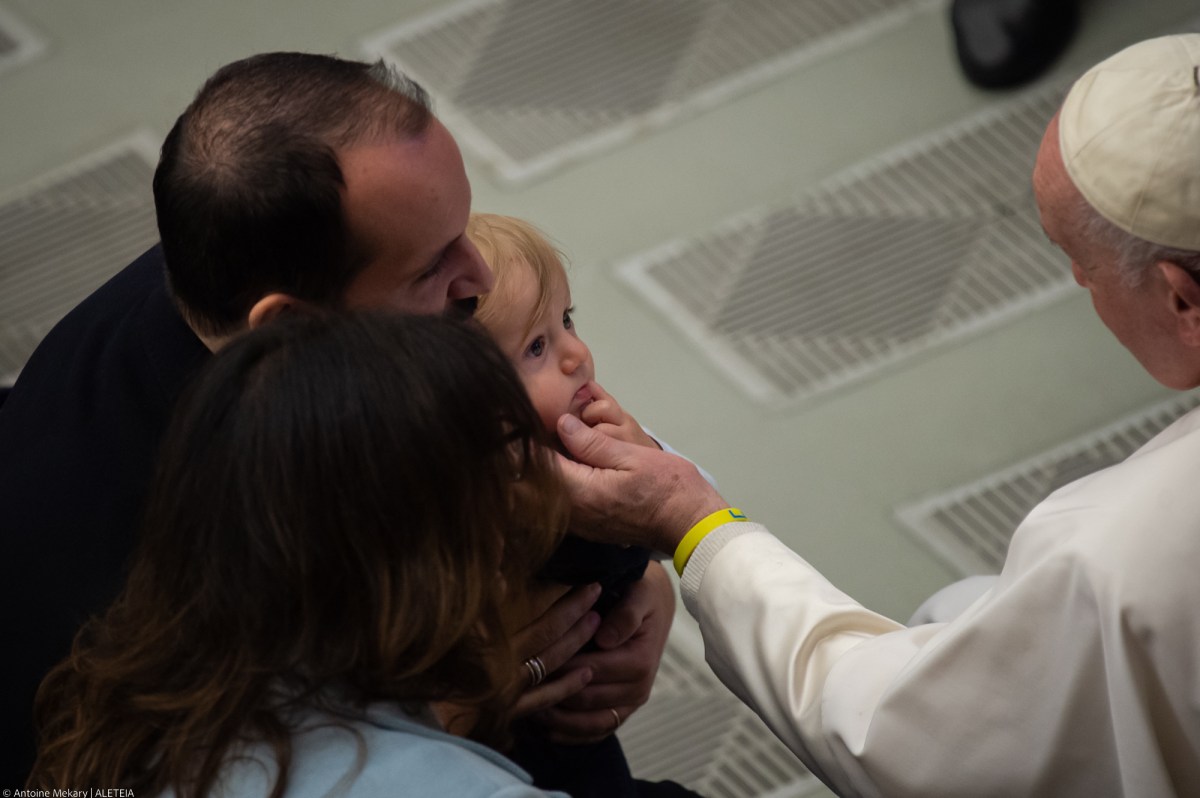 POPE-FRANCIS-GENERAL-AUDIENCE-PAUL-VI-HALL-DECEMBER-07-2022