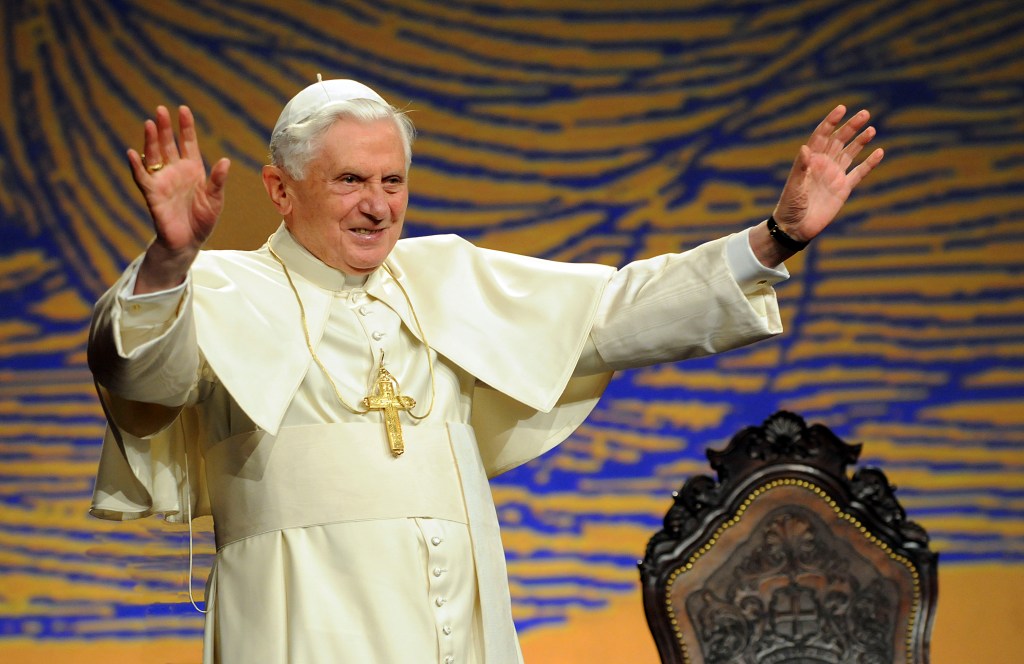 Pope-Benedict-XVI-Photo-By-Marcin-Mazur-39