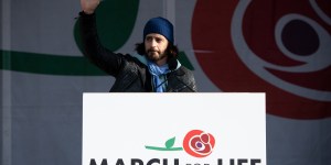 The Chosen&#8217;s Jonathan Roumie tells March for Life participants &#8220;God is real&#8221;