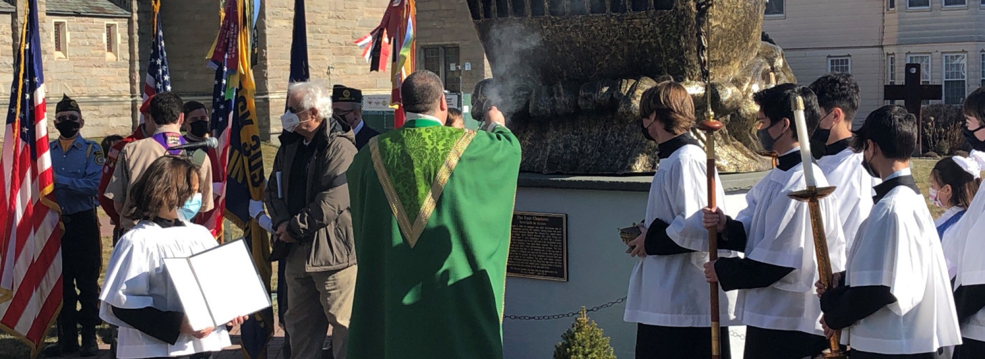 New Jersey pastor blesses Four Chaplains monument
