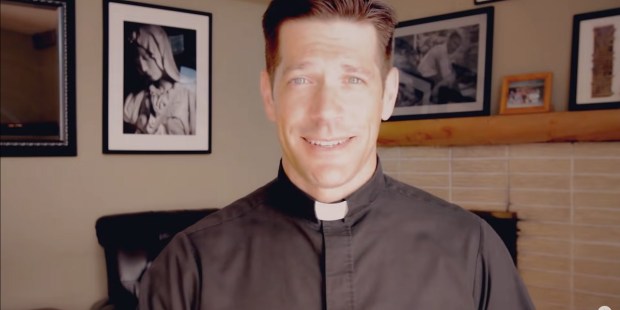 Fr. Mike Schmitz's Confession guide will prepare you for Lent