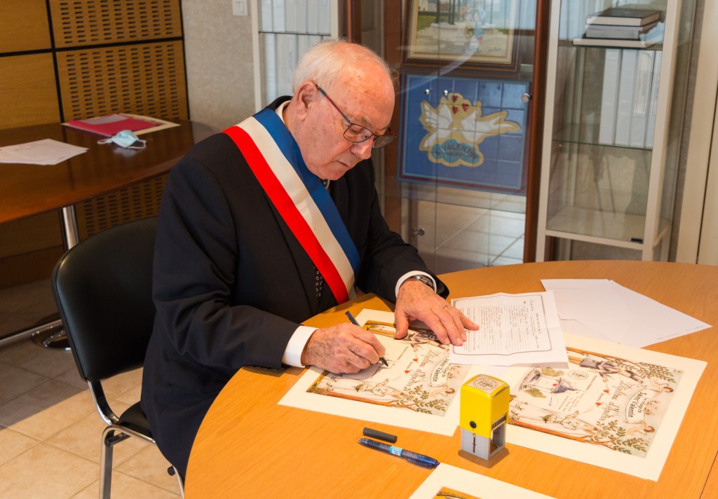 mayor of Saint-Valentine, France
