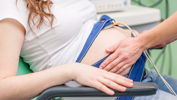 Pregnant woman checkup with doctor