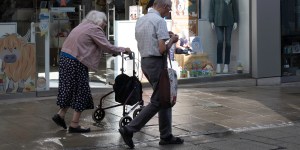 Young boy&#8217;s touching generosity underlines the plight of seniors today