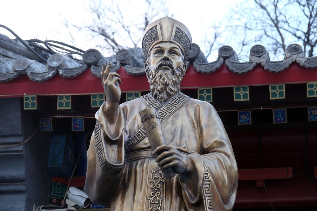 Venerable Matteo Ricci, statue in Beijing