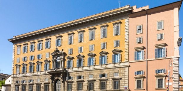 Pope visits DDF to greet departing Cardinal Ladaria - Vimarsana News