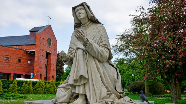 Statue of St. Faustina Kowalska