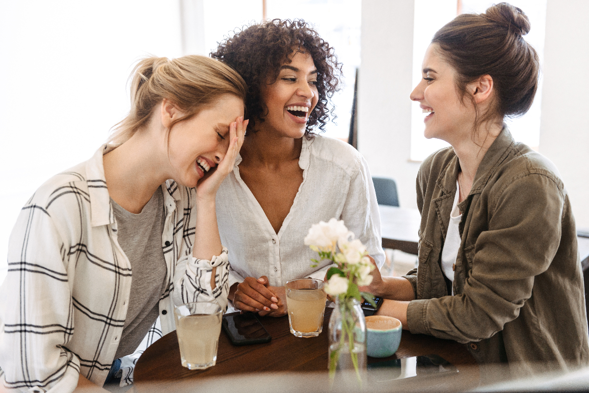 women-friends-happy