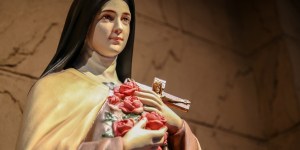 St. Thérèse told her sister of an experience she only had once: an &#8216;arrow of fire&#8217;
