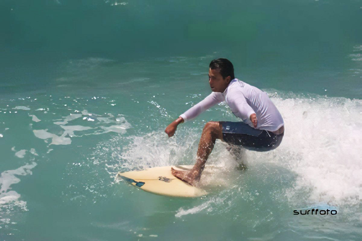 Venerable Guido Vidal França Schäffer surfing