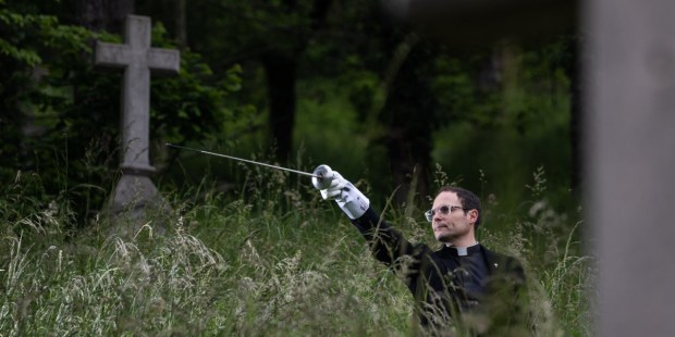 Franck Ruffiot, a priest ready for a sword fight - Vimarsana News