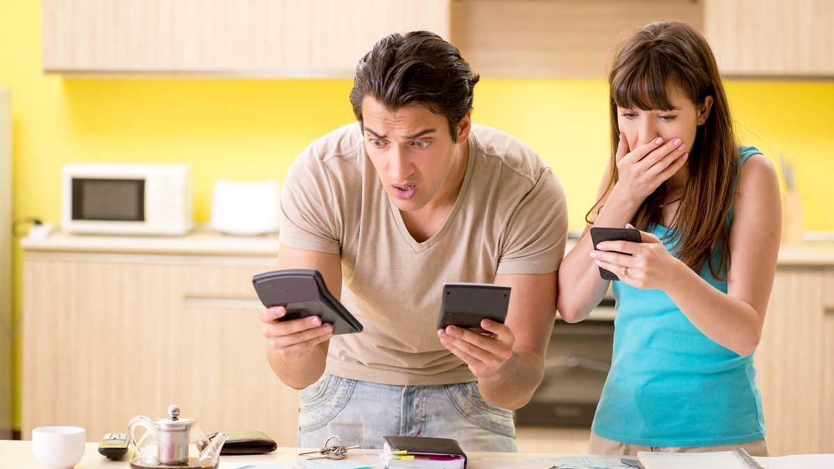 Young couple struggle finances