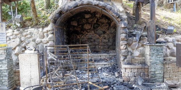 Arson at Illinois shrine leaves community 'deeply wounded' - Vimarsana News