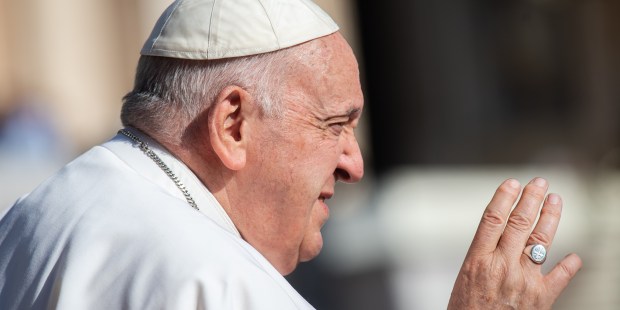 The pope is conscious and alert after operation - Vimarsana News