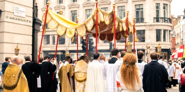 8 Popular Catholic traditions in Europe for your agenda