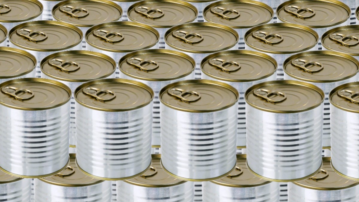 many many cans