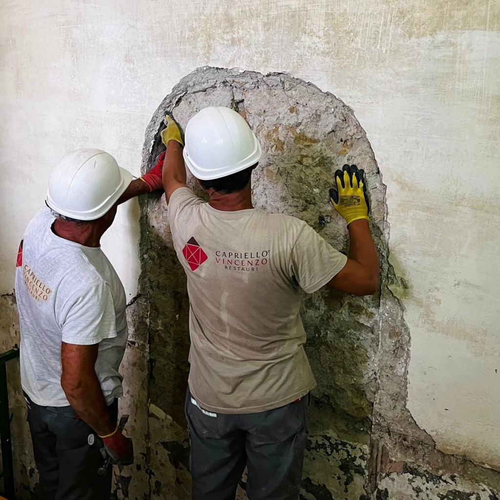Workers discover Frescoes at Naples State Archive Building