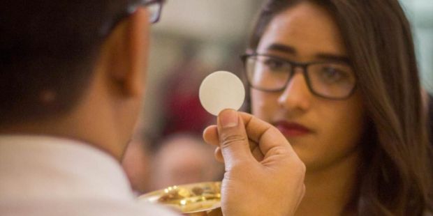 A thought experiment shows the power of the Eucharist - Vimarsana News