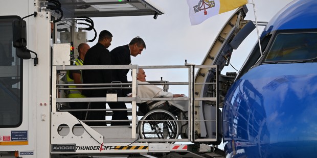 Trip cancellations of Paul VI to Francis: painful decisions - Vimarsana News