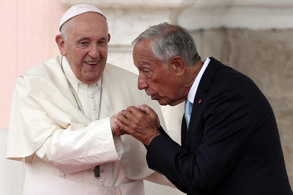 Pope-Francis-is-welcomed-by-Portuguese-President-Marcelo-Rebelo-de-Sousa