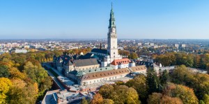 Go to Marian shrines, urges Pope