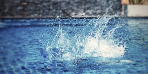 Incredible 102-year-old is still giving swimming lessons