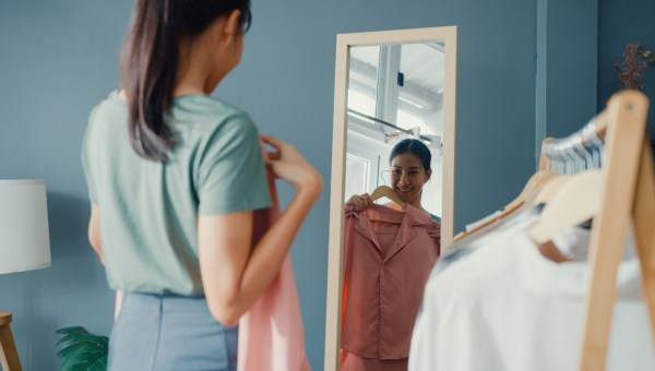 woman clothes mirror