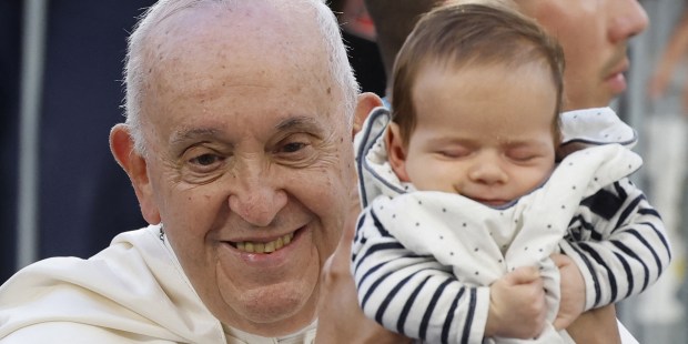 Pope: Life is not to play with, neither at beginning nor end - Vimarsana News