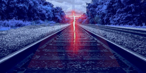 Glowing Crucifix appears to rail worker before he was killed - Vimarsana News