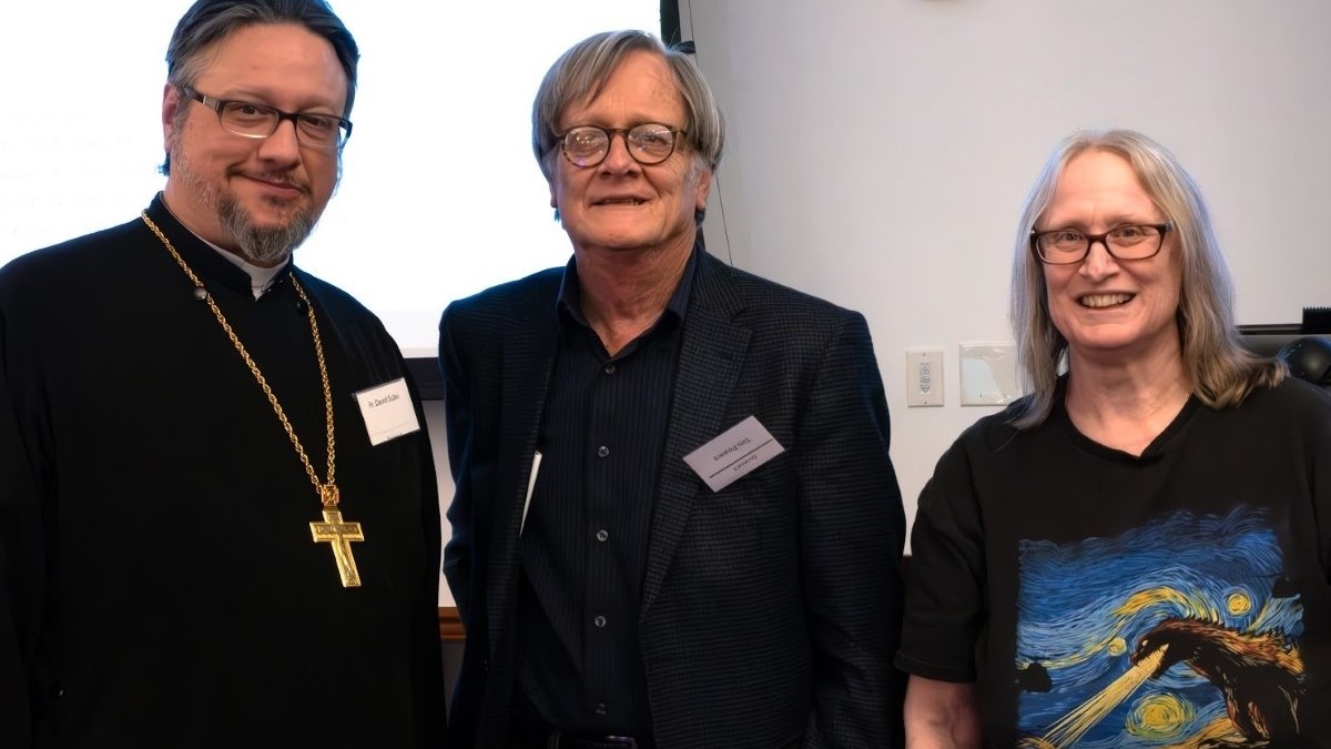 Fr. David Subu, author Tim Powers, and Doxacon Chair Cindy Collins Smith at Doxacon X