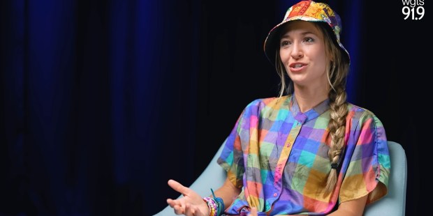 Lauren Daigle talks loneliness, how music can bridge the gap - Vimarsana News