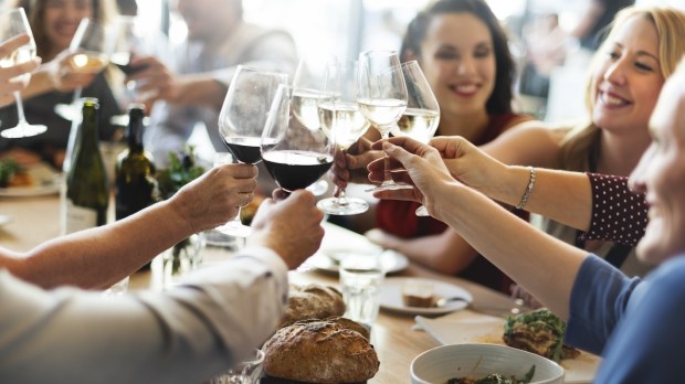 cheers-toast-restaurant-wine-family.jpg