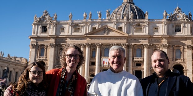 We're growing in prayer for 2024: Join in! - Vimarsana News