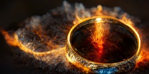 What does &#8216;The Lord of the Rings&#8217; have to do with Advent?