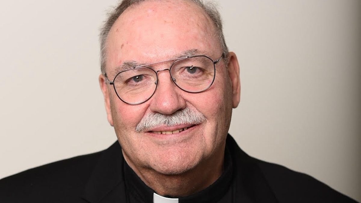 Brooklyn Fire Chaplain John Delendick