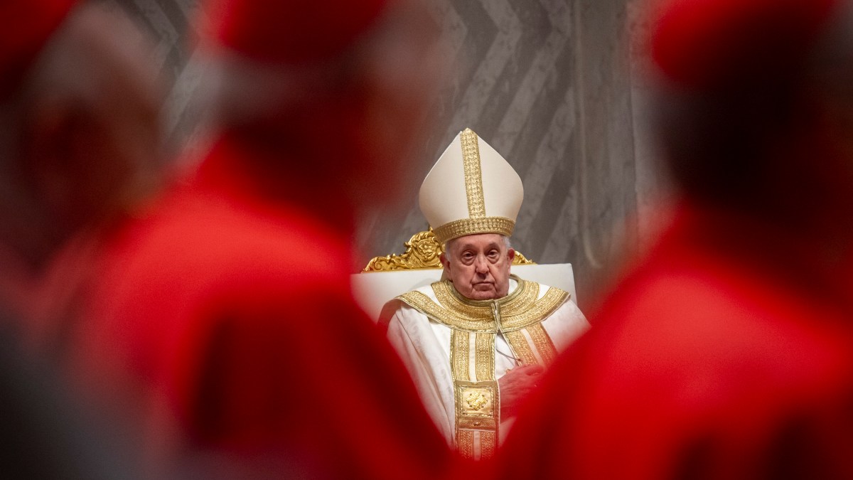 Pope Francis presides over the end of year Vespers and Te Deum prayer